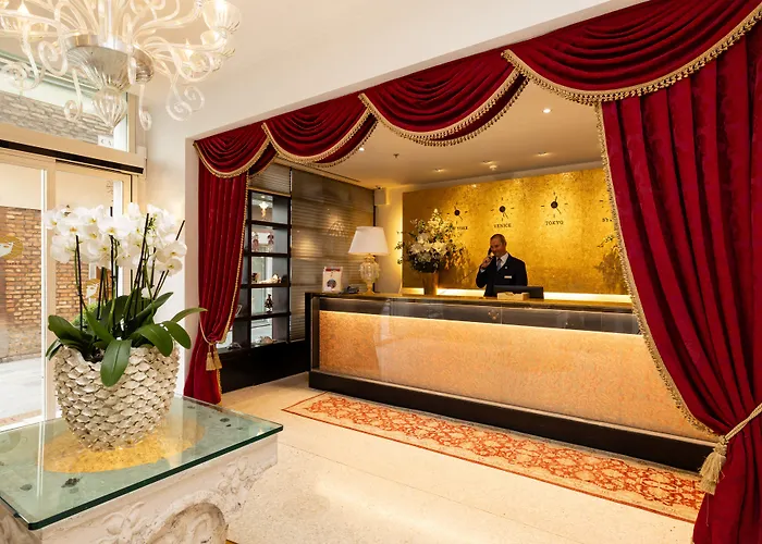 Hotel A La Commedia