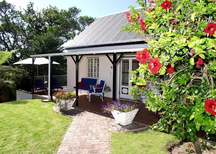 Belvidere Manor Lagoonside Cottages
