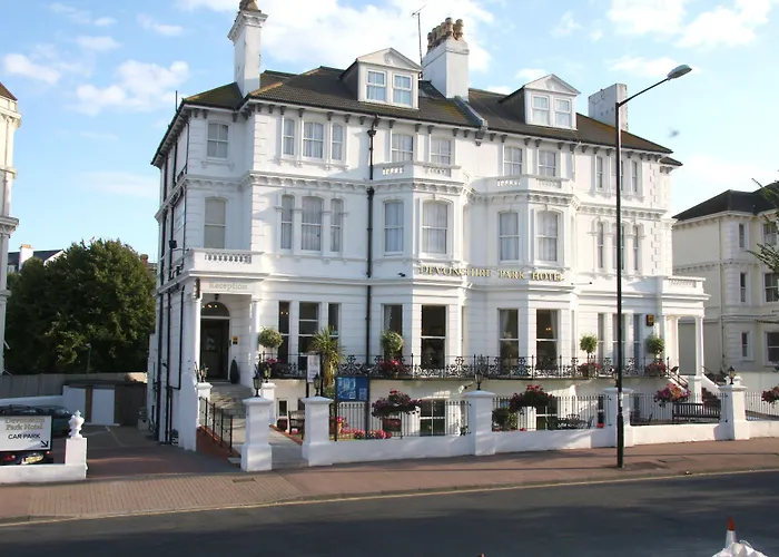 Oyo Devonshire Park Hotel