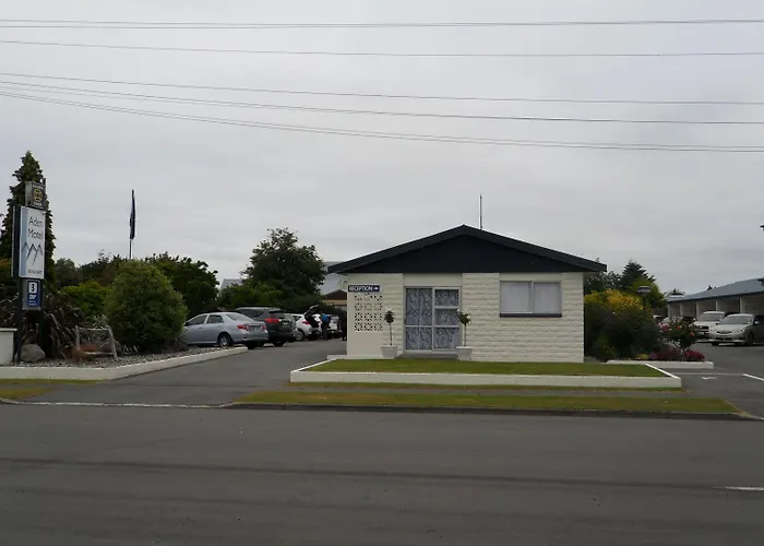 Aden Motel