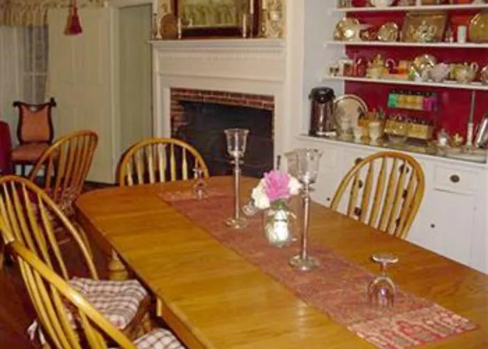Stephen Clay Homestead Bed And Breakfast