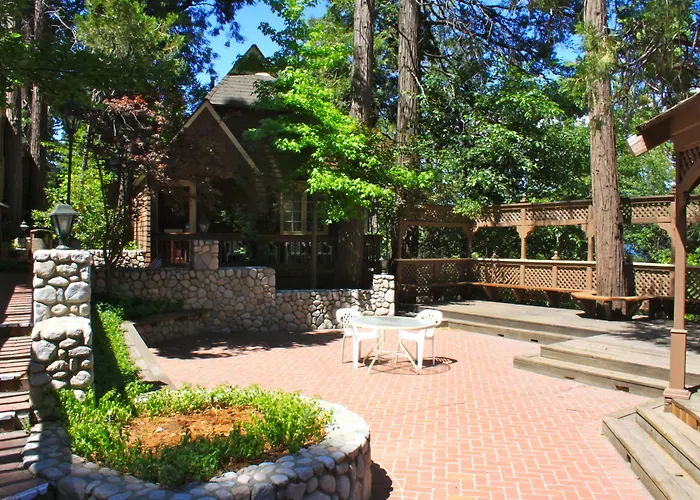 Saddleback Inn At Lake Arrowhead