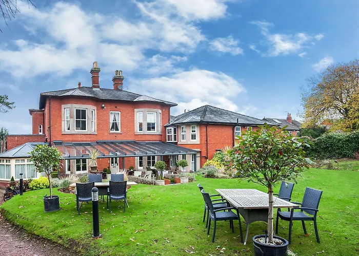 Alexandra Court Hotel