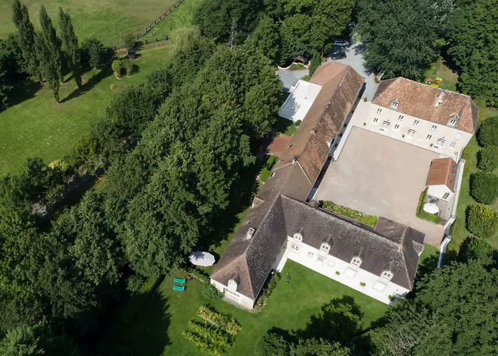 Domaine De La Tour