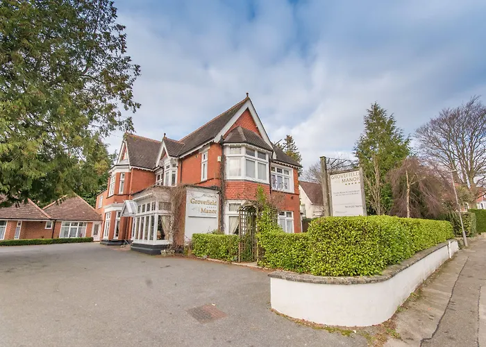Grovefield Manor