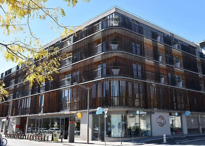 Dock Ouest Residence Groupe Paul BOCUSE
