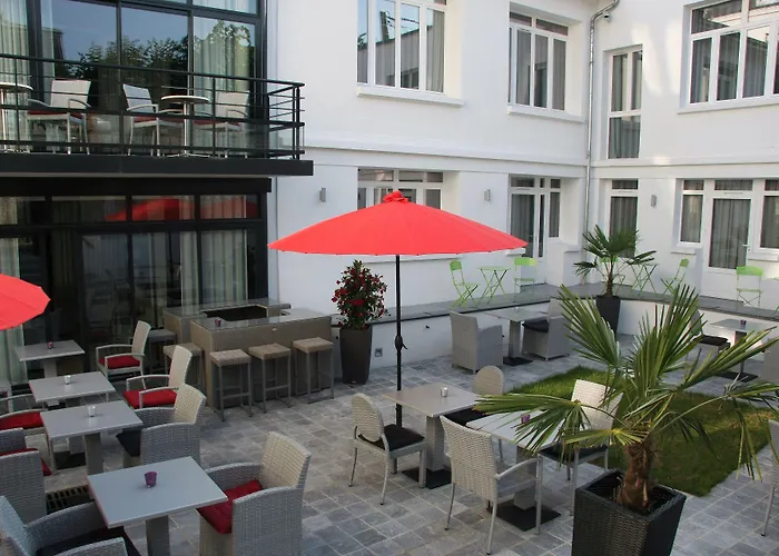 Le César Hôtel