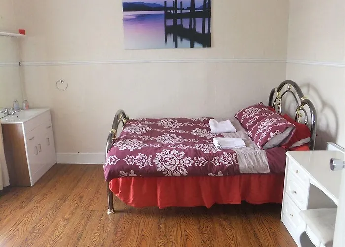 Heavenly Nights Guest House Sheffield