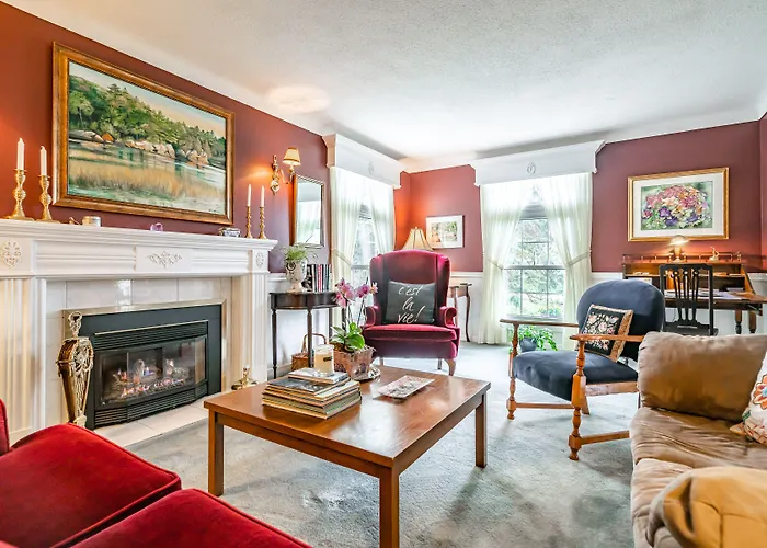 Abacot Hall Bed & Breakfast Niagara-on-the-Lake