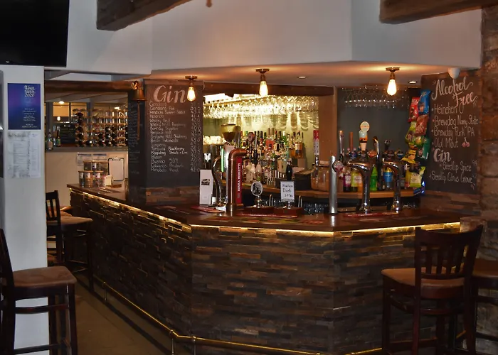 Three Horseshoes Country Inn