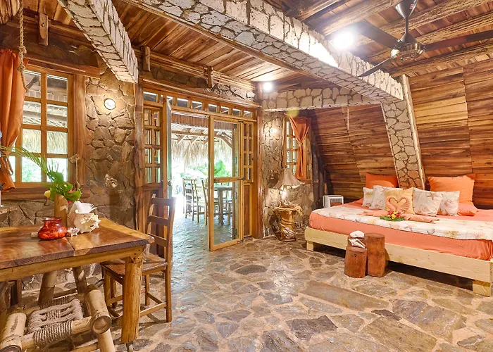 Chalet Tropical Hotel & Pool Bar Restaurant Las Galeras