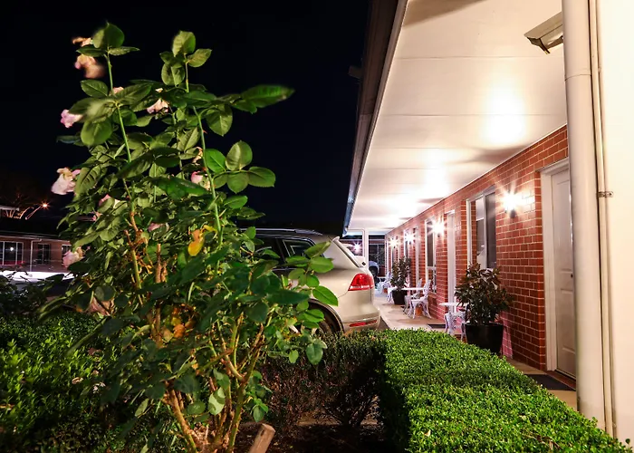 Akuna Motor Inn And Apartments