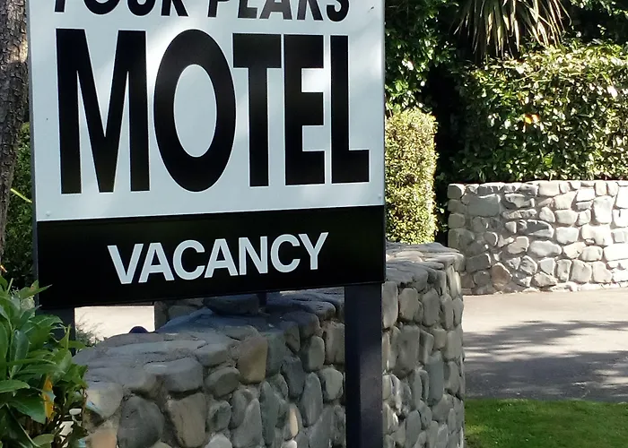 Four Peaks Motel