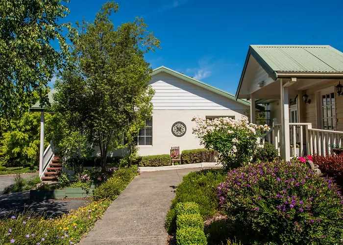 Yarra Gables