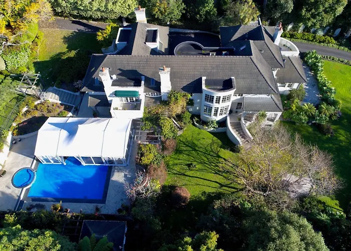 Greenmantle Estate Hotel