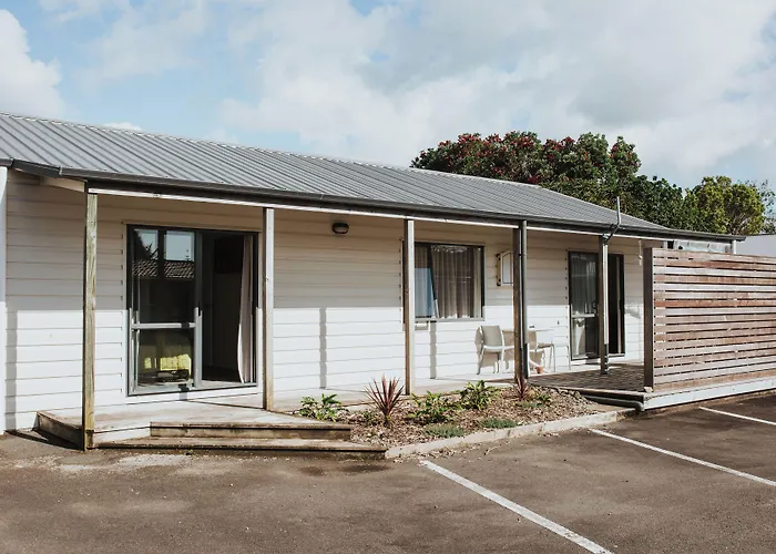 Peninsula Motel