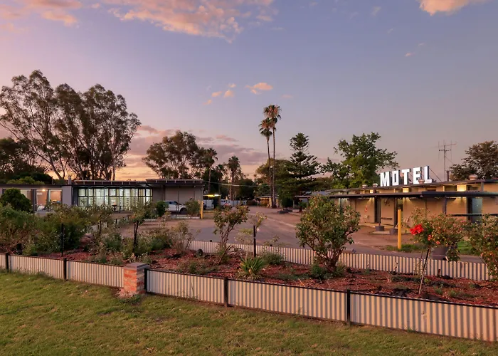 Rose City Motor Inn