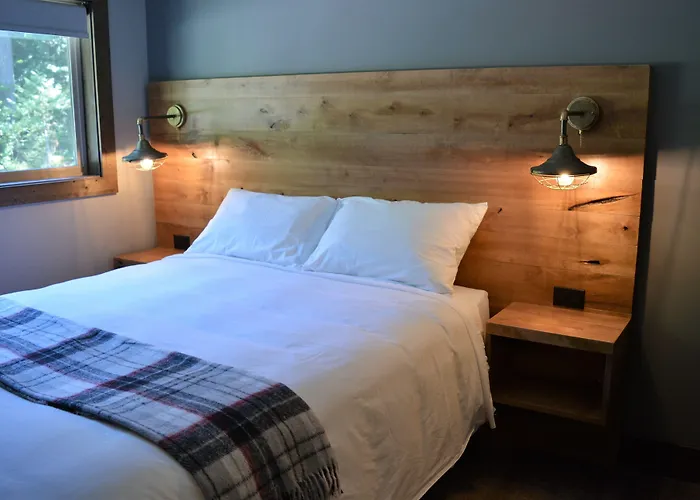 Sasquatch Inn