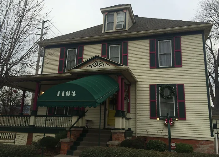 Ye Olde Walkerville Bed & Breakfast Windsor