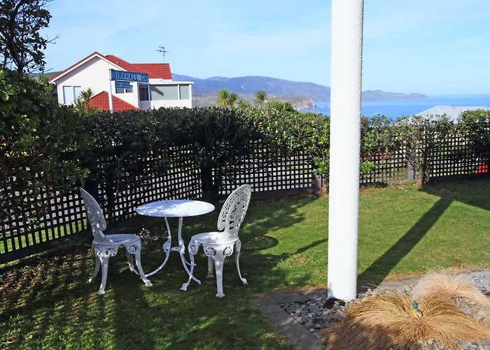 Pacific View Bed And Breakfast