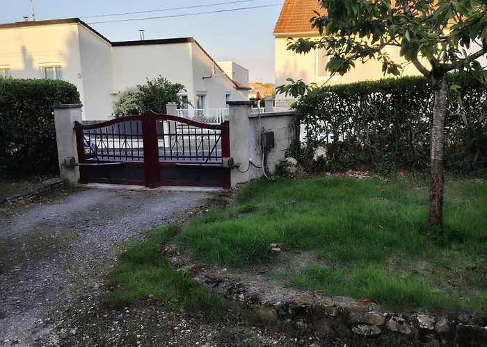 Chez Pam Et David Bed & Breakfast Saint-Maixent-l'Ecole