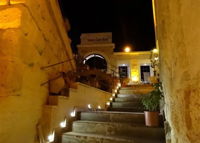 Emit Cave Hotel