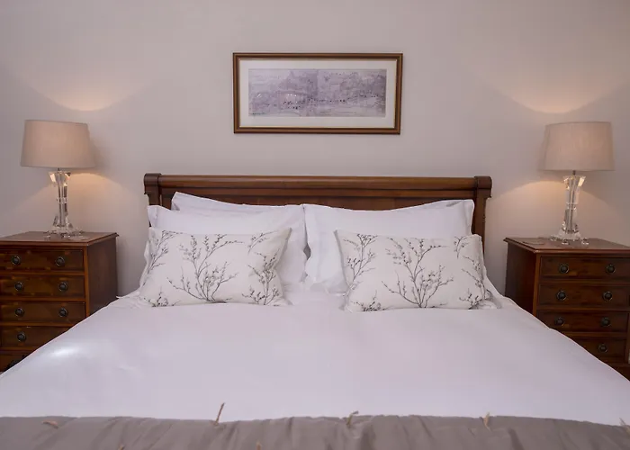 Lys-Na-Greyne Country House Aboyne