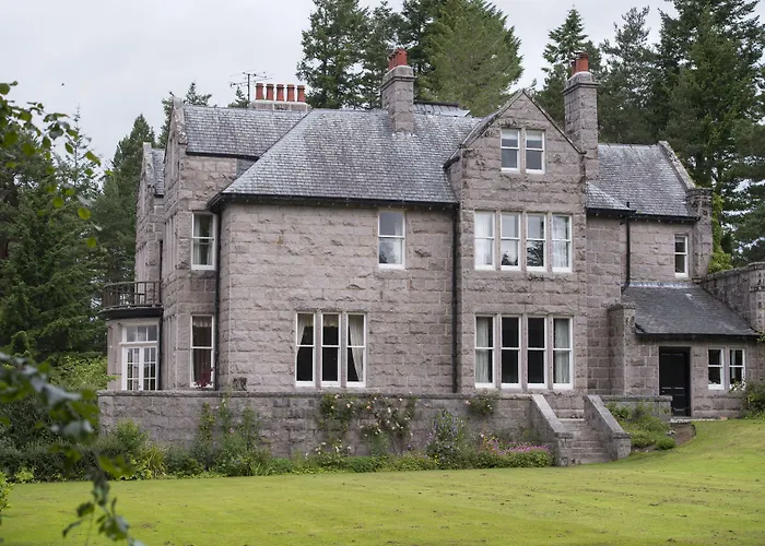 Lys-Na-Greyne Country House Aboyne
