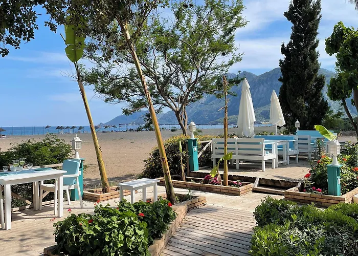 Bellerofon Beach Otel