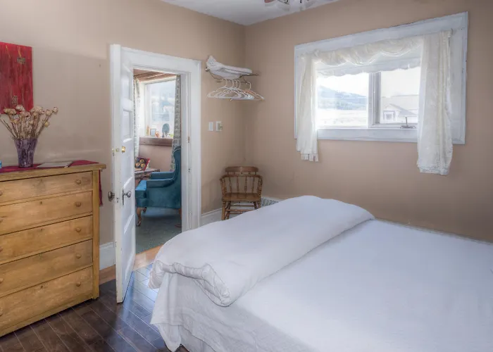 Country Encounters Accommodations Coleman