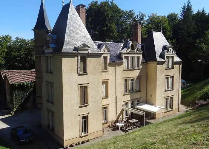 Chateau de Bonnevaux Villeneuve-de-Marc