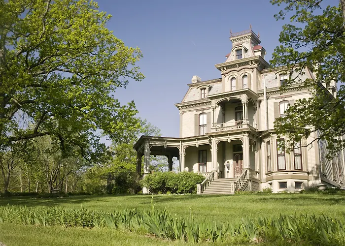 Garth Woodside Mansion Bed And Breakfast