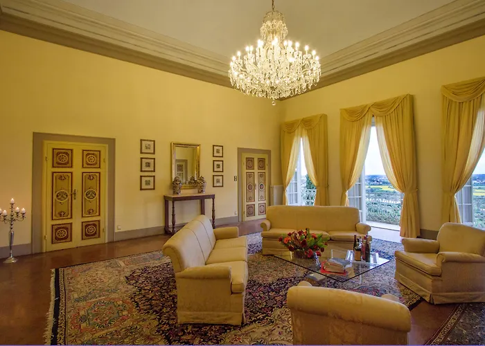 Villa Alta - Residenza d'epoca con piscina San Giuliano Terme