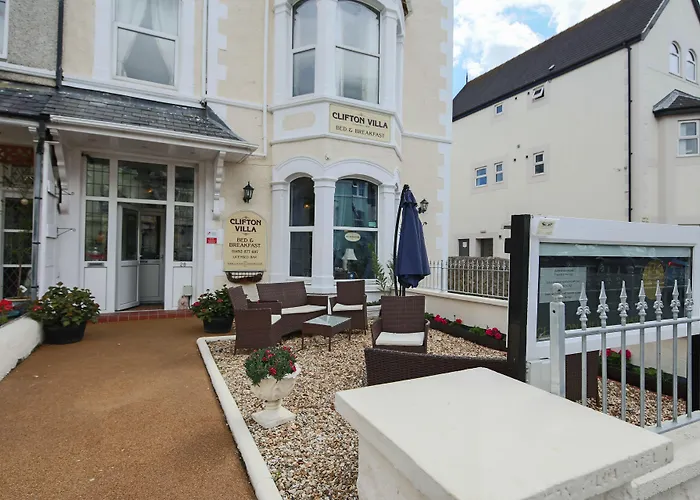 Clifton Villa Guest House