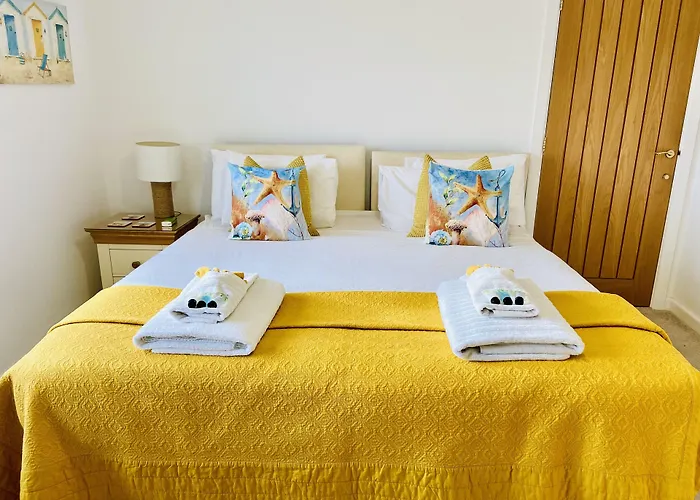 Avon Beach Bed & Breakfast