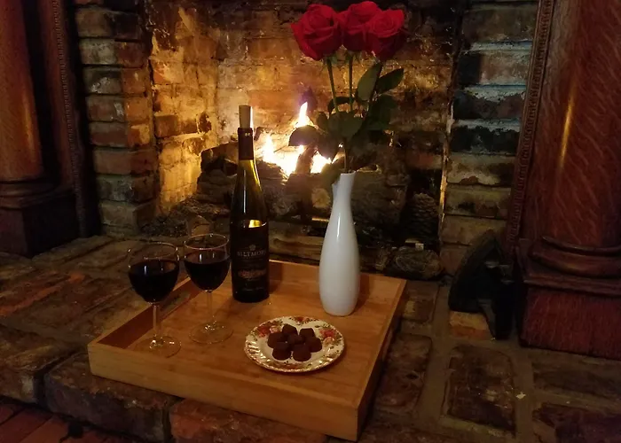 Lion And The Rose Bed And Breakfast