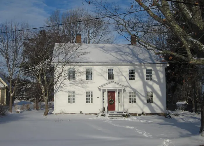 Grand Oak Manor Bed And Breakfast Granville Ferry