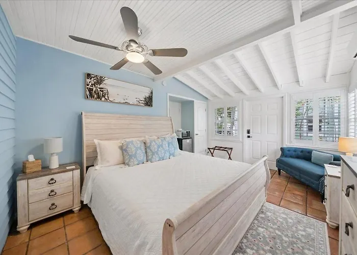 Seaglass Inn Bed And Breakfast