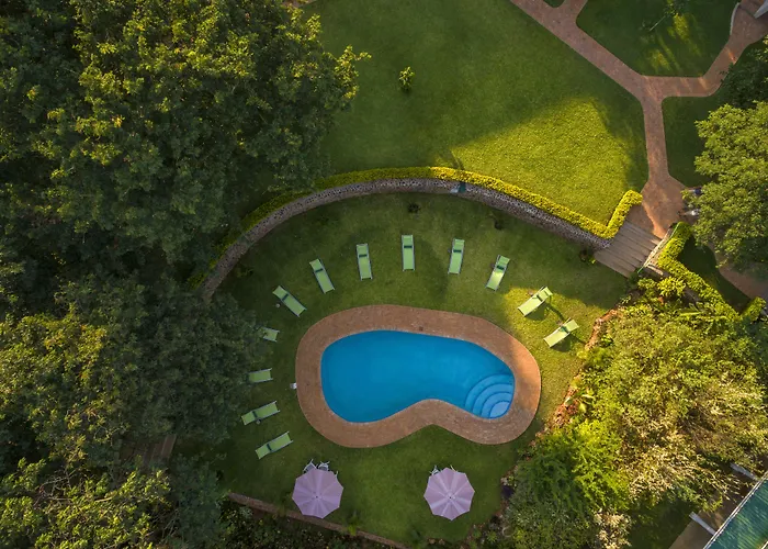 Batonka Guest Lodge