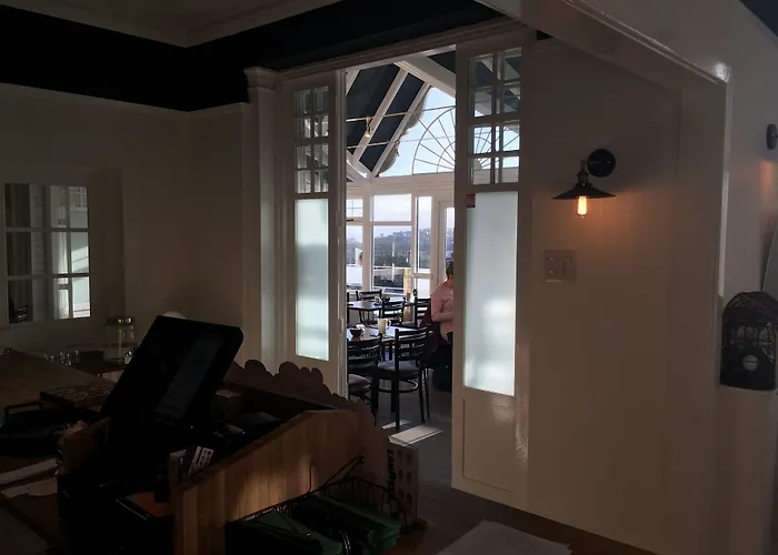 The Mount Rooms