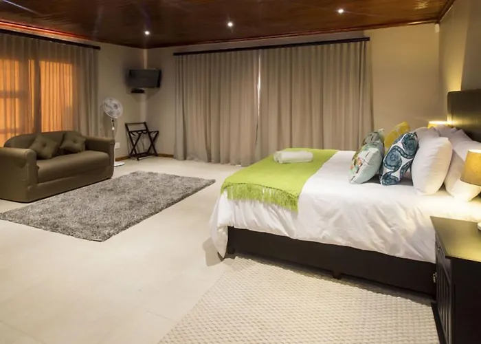 Bed and Breakfast Tsitsikamma Manor Stormsrivier
