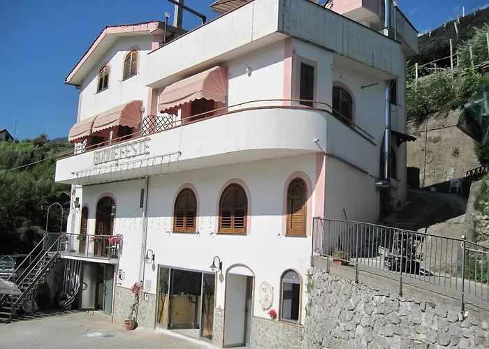 Tra I Monti