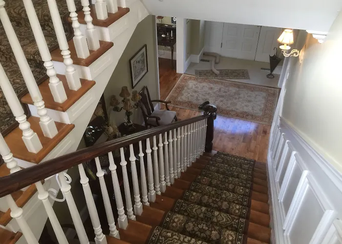 Clyde Hall Bed And Breakfast