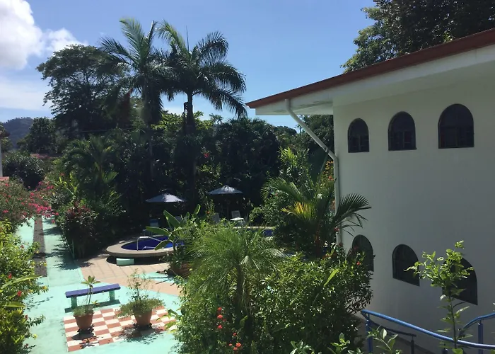 Bed and Breakfast La Perlita Jacó