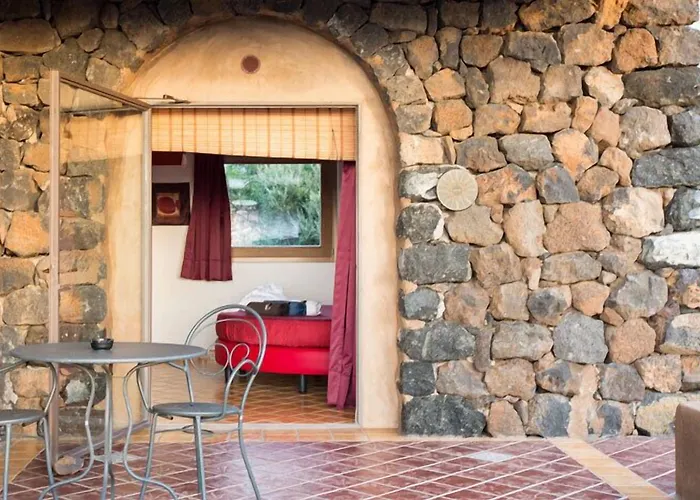 Dammusi Al-Qubba Wellness&Resort Campobello