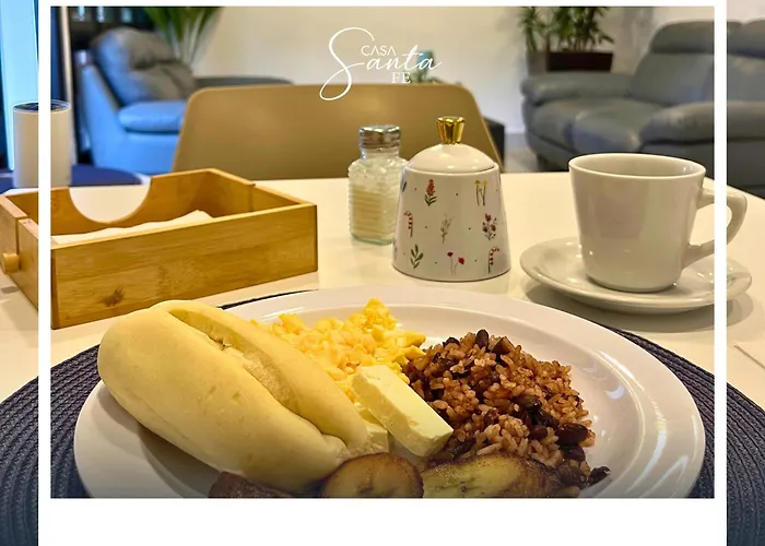 Bed and Breakfast Casa Santa Fe San Salvador