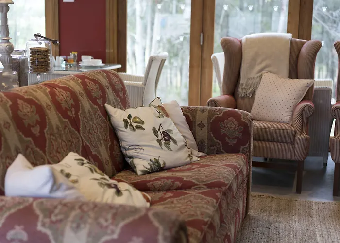 Thistle Hill Guesthouse - Walk To Many Wineries And Restaurants Pokolbin