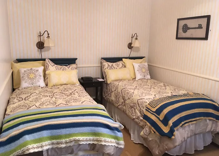 Rose Street Bed & Breakfast