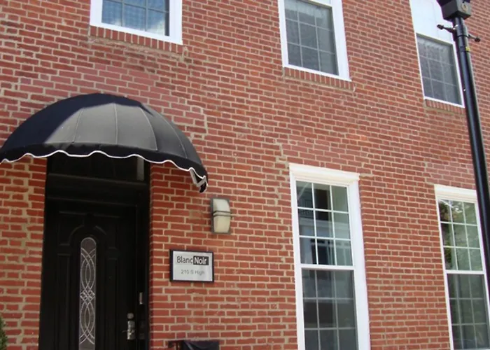 Blancnoir Bed & Breakfast
