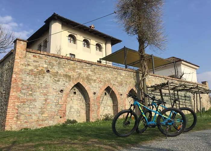 Bed and Breakfast Cascina Baresane Alba 